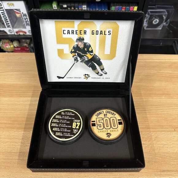 Pittsburgh Penguins Sidney Crosby  2 Medallion Puck Set 500 Goal Gold/Black - Picture 1 of 7